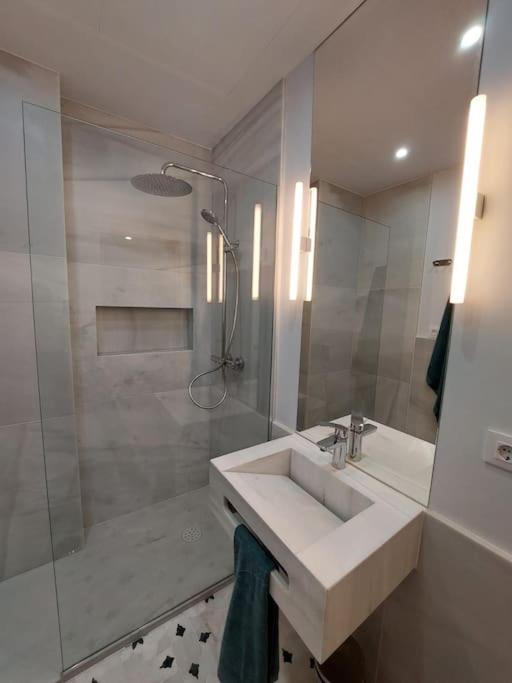 Luxury Apartment Seville Center Bagian luar foto
